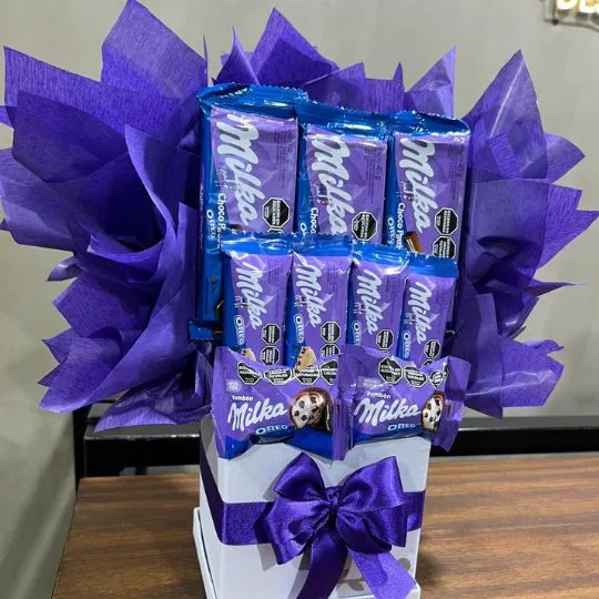 Box con chocolates violet lite 